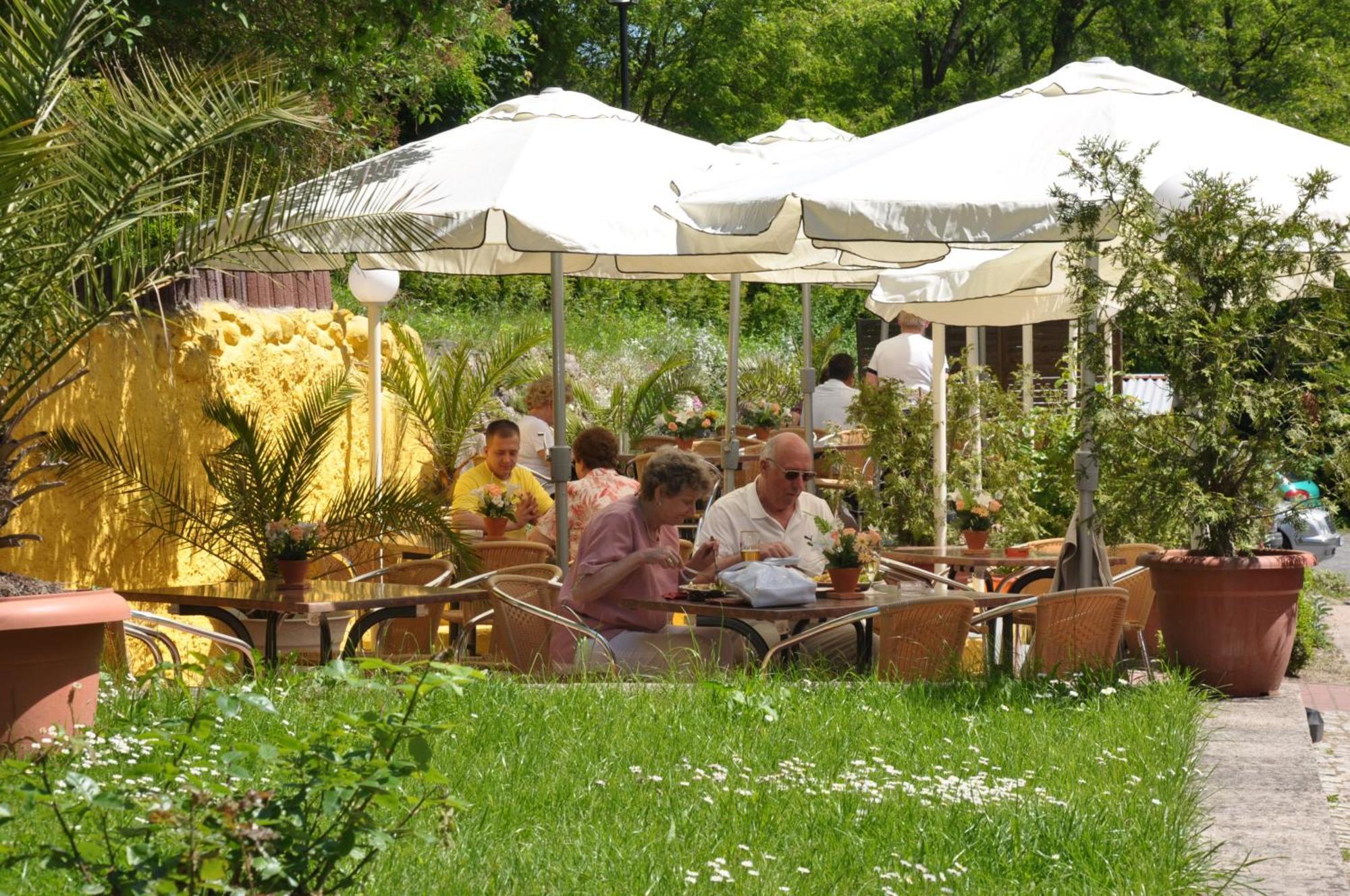 Hotel & Restaurant Maerkische Schweiz باكو المظهر الخارجي الصورة