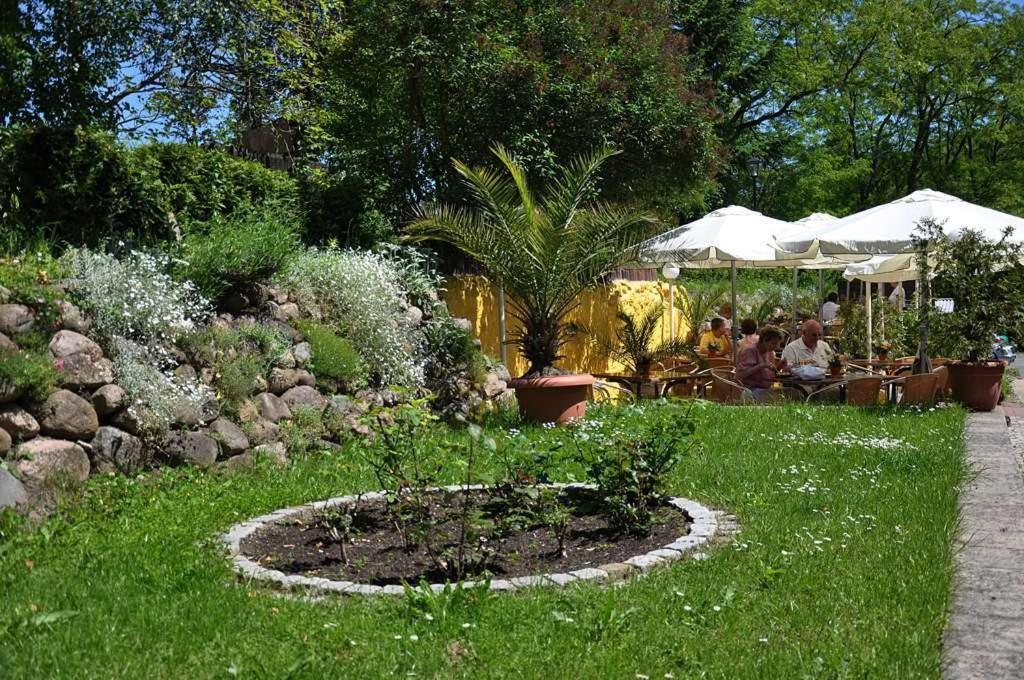 Hotel & Restaurant Maerkische Schweiz باكو المظهر الخارجي الصورة